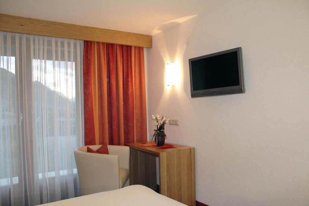 Appartements Zerzer Ried im Oberinntal Værelse billede